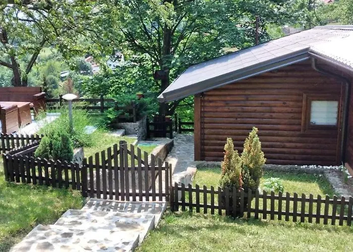 Farah House